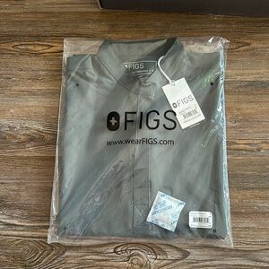 NWT Figs Bonsai Rafaela scrub top small